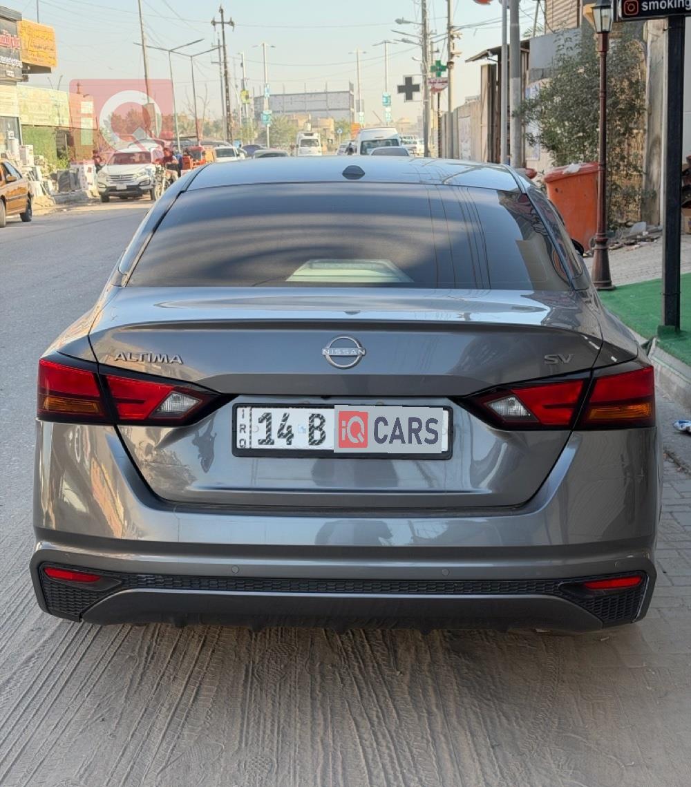 نیسان ئەلتیما